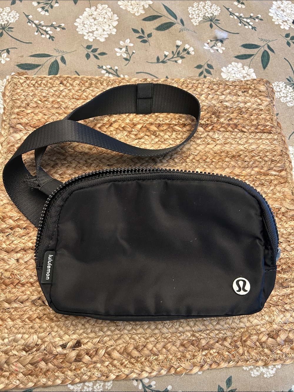 lululemon athletica Black Nylon Belt Bag